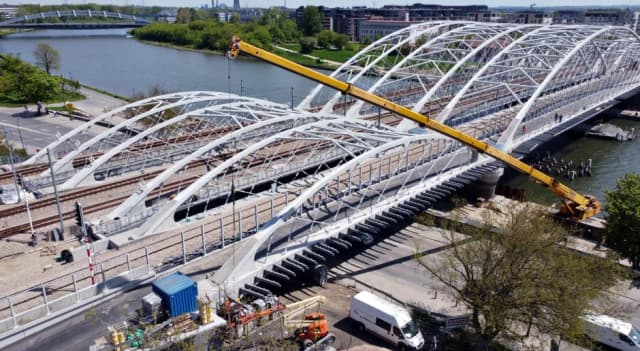 Ile kosztuje budowa mostu? Poznaj ceny i czynniki wpływające Ile kosztuje budowa mostu? Poznaj ceny i czynniki wpływające