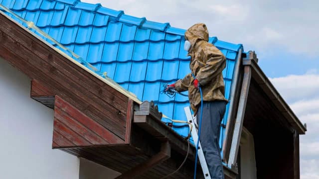 Ile za położenie dachówki? Poznaj aktualne ceny i czynniki Ile za położenie dachówki? Poznaj aktualne ceny i czynniki