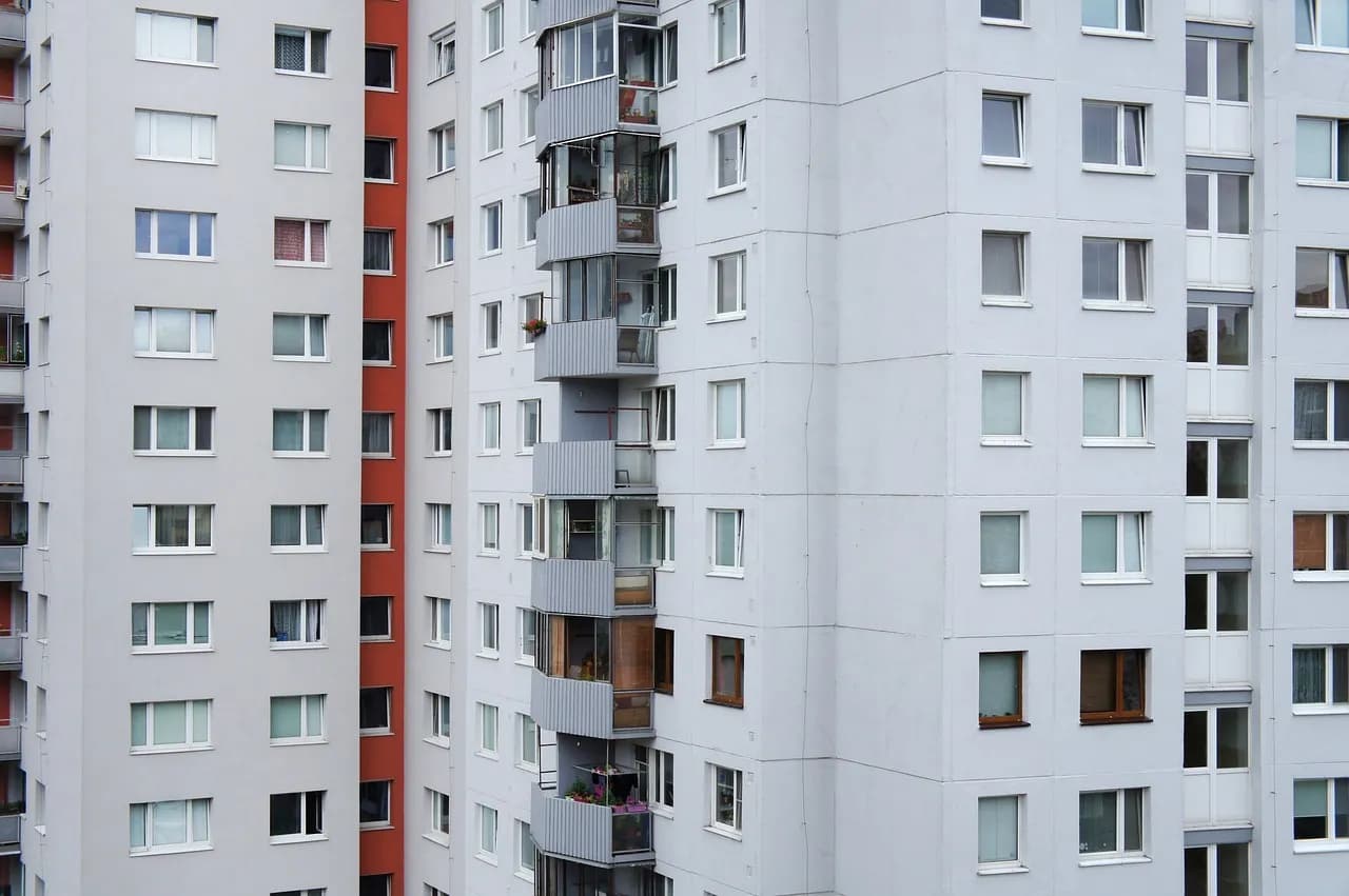 Ile kosztuje budowa bloku mieszkalnego? Poznaj realne koszty Ile kosztuje budowa bloku mieszkalnego? Poznaj realne koszty