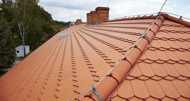 Ile waży m2 dachówki ceramicznej? Poznaj kluczowe informacje Ile waży m2 dachówki ceramicznej? Poznaj kluczowe informacje